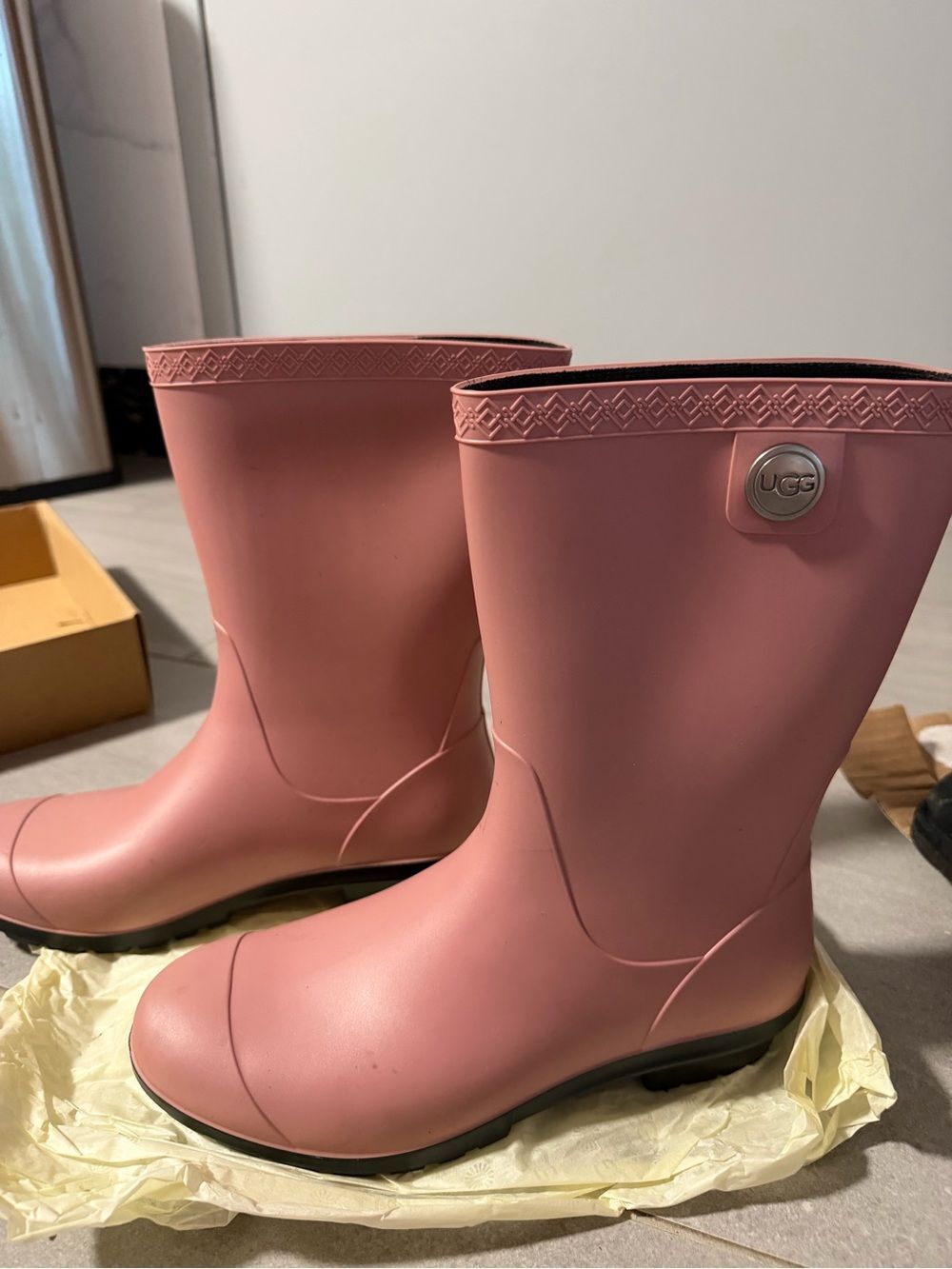 UGG Women's Dusty Pink Short Waterproof Rain Boots